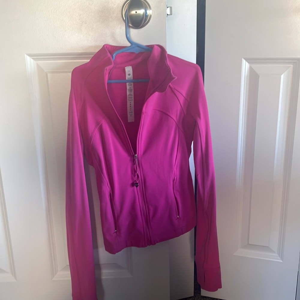 Sonic pink perfect condition lululemon define jacket